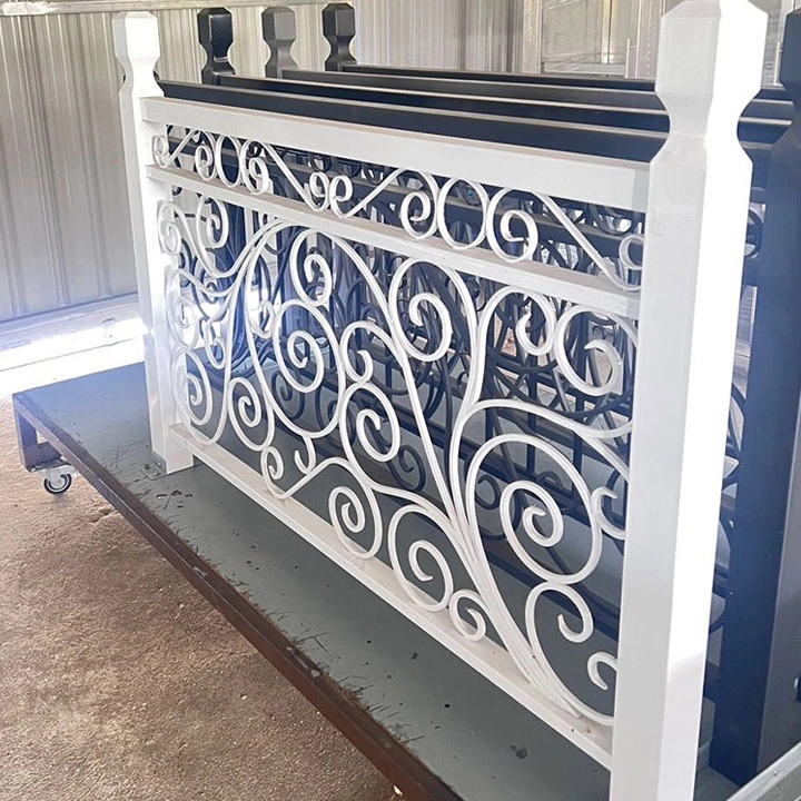 รั้วเหล็กดัดสไตล์ยุโรป