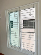 เหล็กดัดลายแนวขวางติดตัวโน้ต