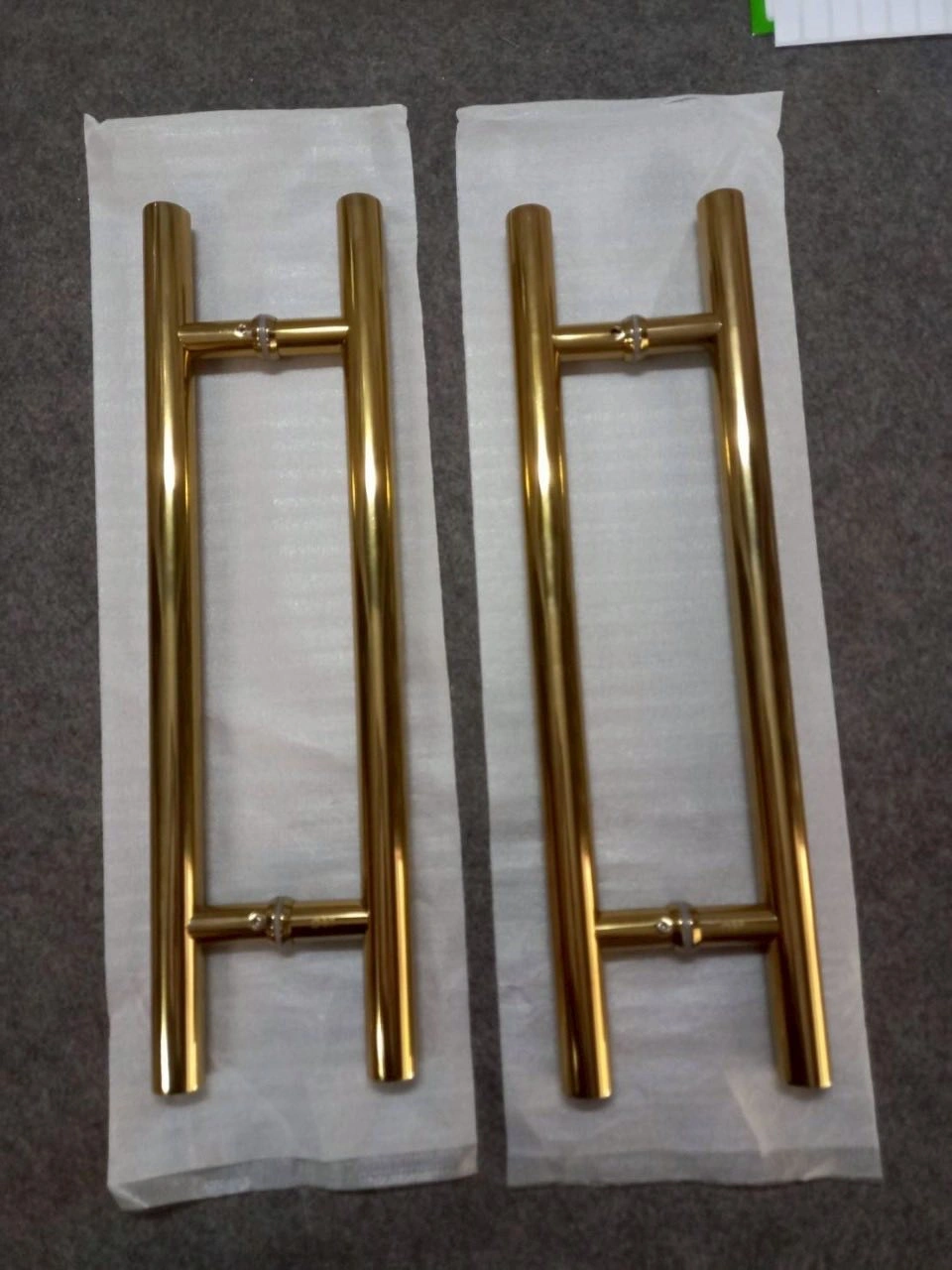 ผลงานสแตนเลสทำสีงานสแตนเลสสีทองโดดเด่นสวยงาม และงานสแตนเลสสีพาวเดอร์โค้ท