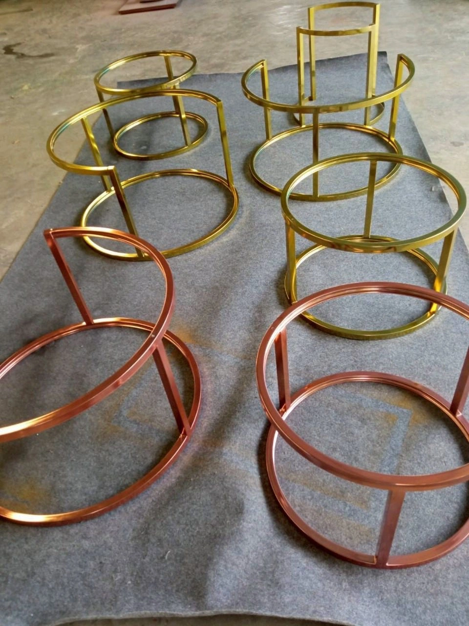 ผลงานสแตนเลสทำสีงานสแตนเลสสีทองโดดเด่นสวยงาม และงานสแตนเลสสีพาวเดอร์โค้ท