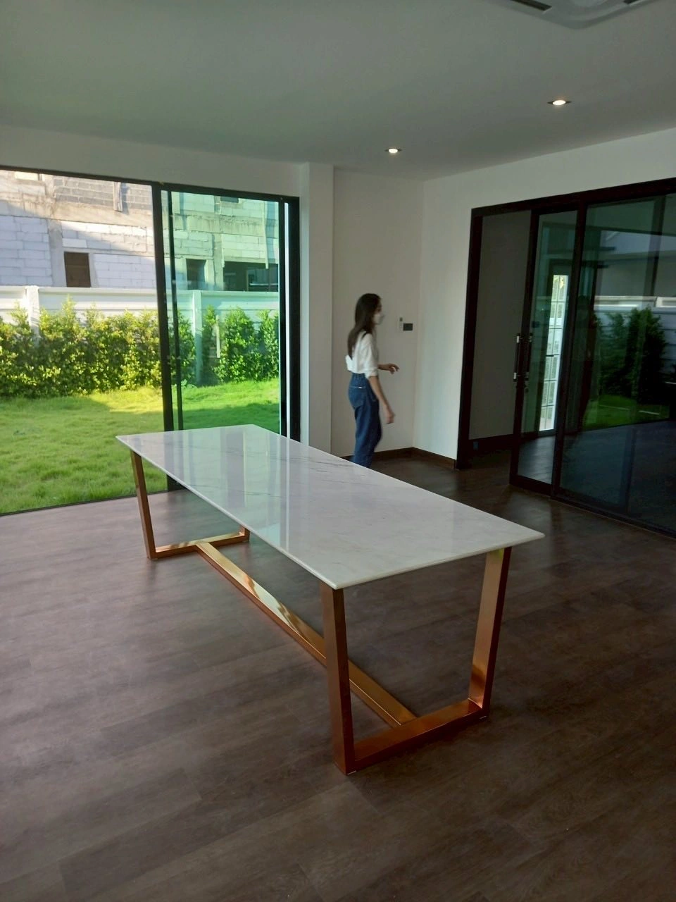 ผลงานสแตนเลสทำสีงานสแตนเลสสีทองโดดเด่นสวยงาม และงานสแตนเลสสีพาวเดอร์โค้ท